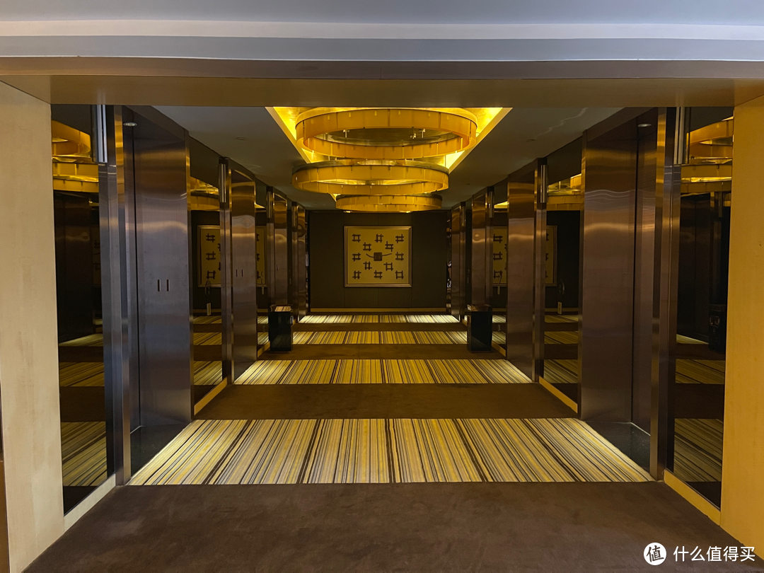 11层电梯厅
