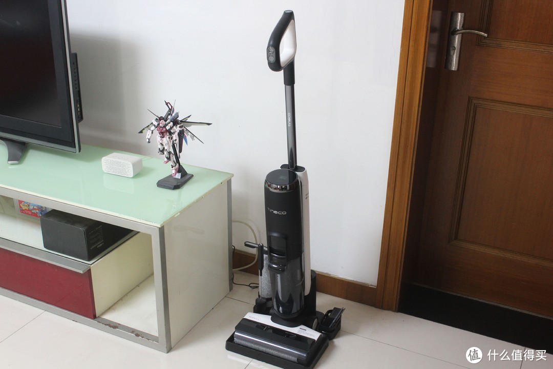 真实体验添可芙万2.0智能洗地机后告诉你——有了吸尘器和扫地机器人，为什么还要洗地机？