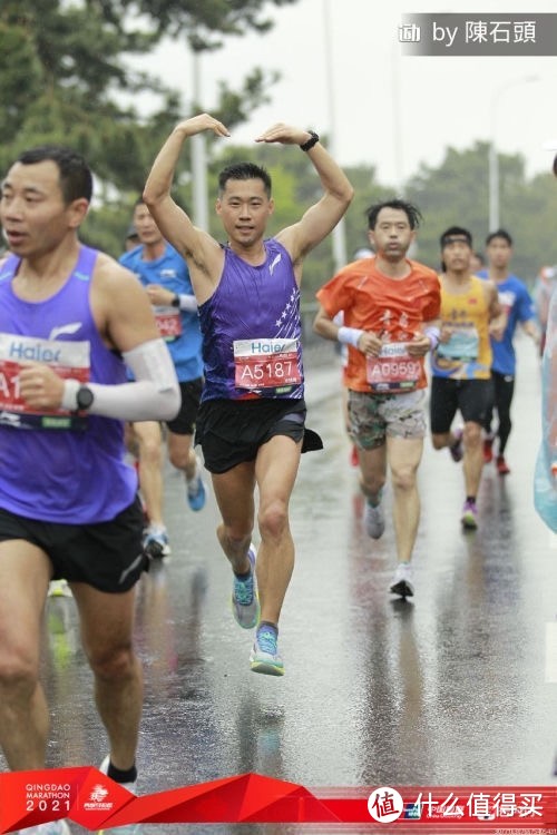 当李宁飞电2.0ELITE遇上多坡又下雨的青马，究竟是䨻还是崩？