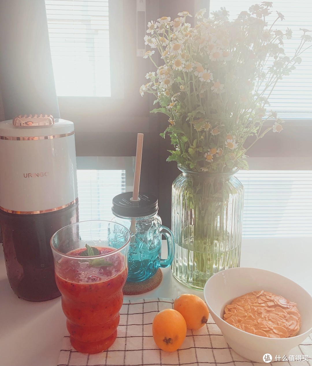 清新夏日，从一杯果蔬汁开始。原汁机、榨汁机、破壁机应该怎么选？一文深剖析，并附一周果蔬汁食谱