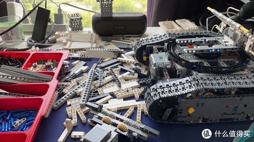 LEGO乐高Technic 科技系列组装体验：利勃海尔R9800挖掘机