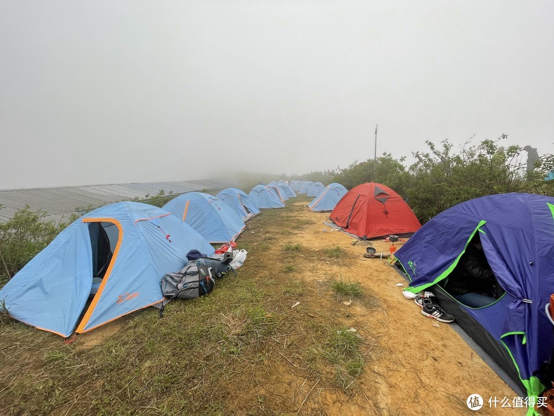 老年人徒步：五一武功山反穿——二刷虽然还是没看到云海，但让我见识了管理稀碎的武功山