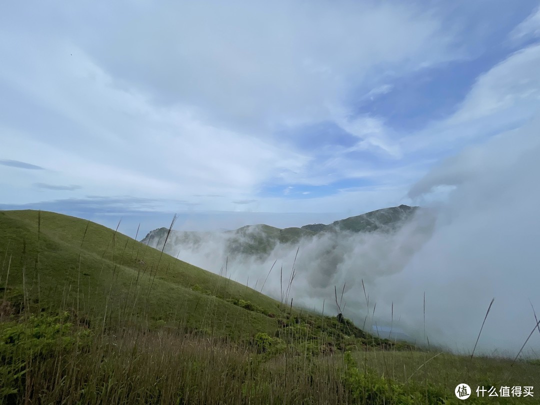 老年人徒步：五一武功山反穿——二刷虽然还是没看到云海，但让我见识了管理稀碎的武功山