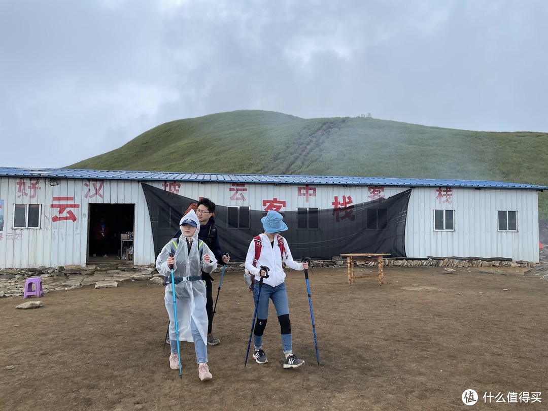 老年人徒步：五一武功山反穿——二刷虽然还是没看到云海，但让我见识了管理稀碎的武功山