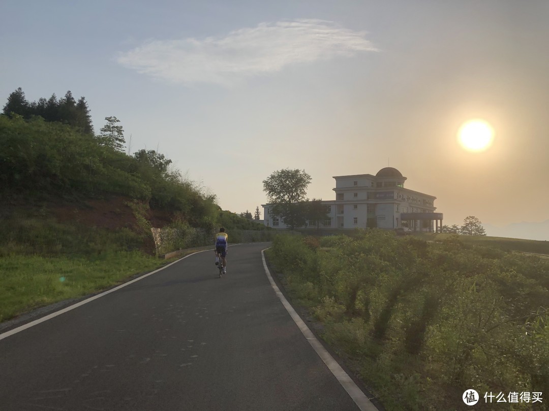 跨三山掠两湖，五一黄山大环线爬坡之旅