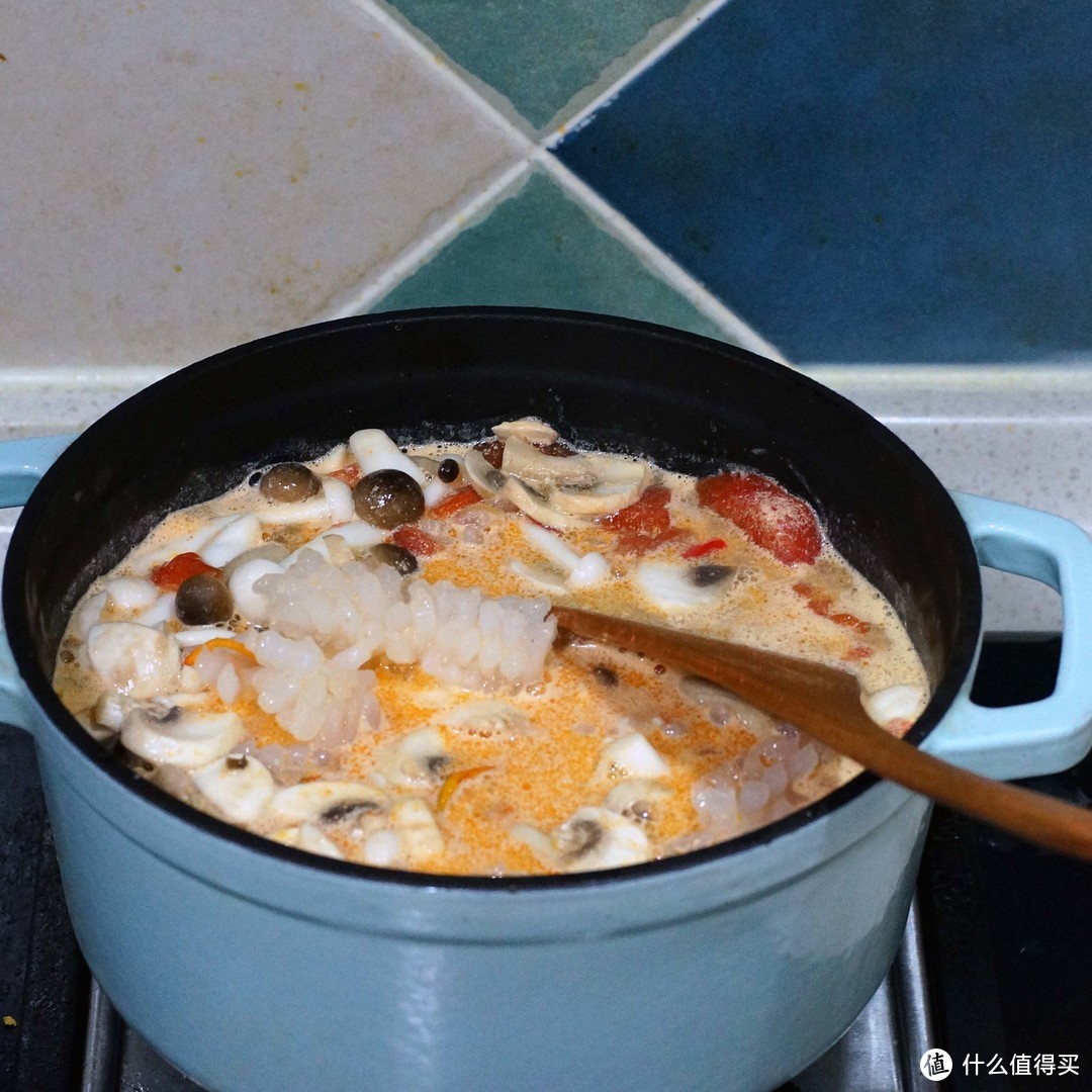 夏天来临，你需要这锅一饮而尽的冬阴功