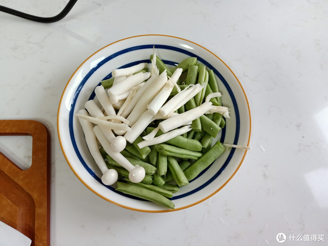 看了“减肥女王”的晚餐，才知道“吃对食物”是关键，想瘦很简单