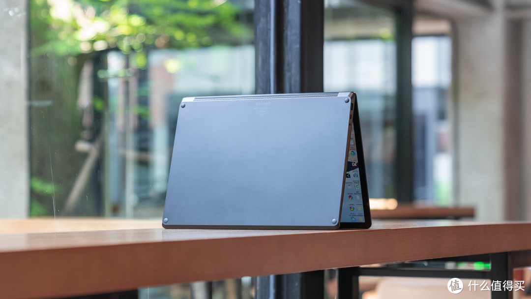 AMD 给微软的小灶真香：Surface Laptop 4 的深度评测