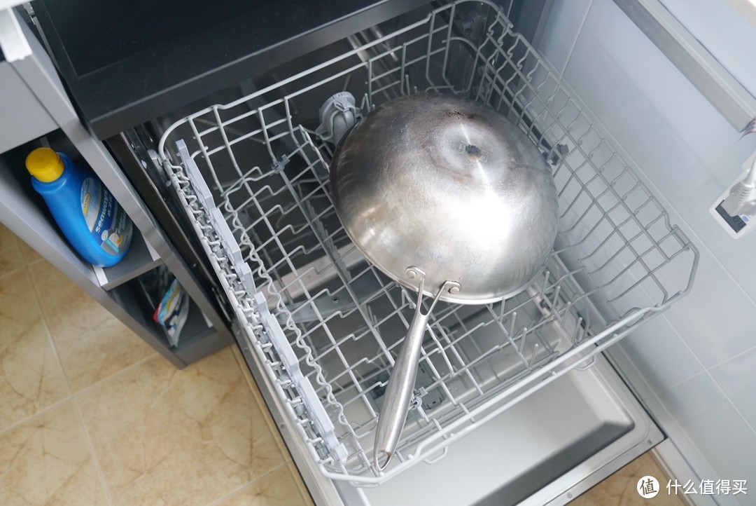 13套洗碗机安装有何难？买个柜子全搞定！附海尔晶彩开箱