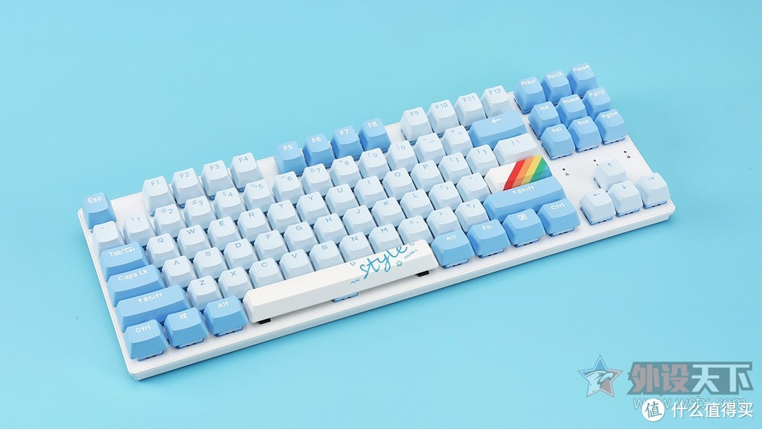 达尔优A87天空蓝限定版机械键盘简评：伸手可触的蔚蓝