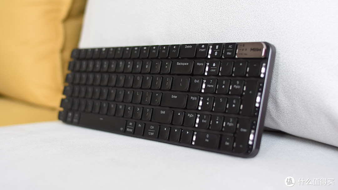 米物双模矮轴机械键盘Pro：超薄形态 无线双模