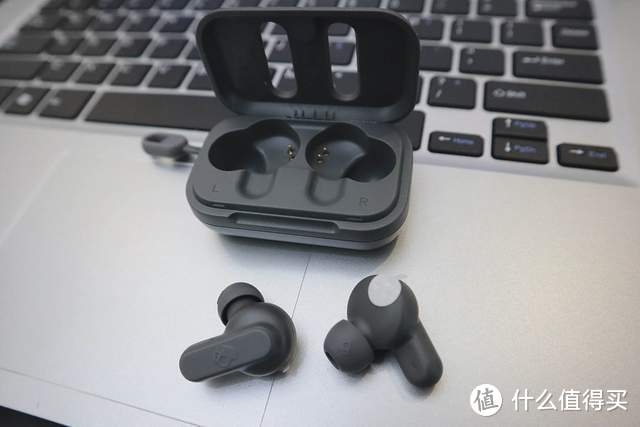 比车钥匙还小？Skullcandy DIME 迷你豆真无线蓝牙耳机评测