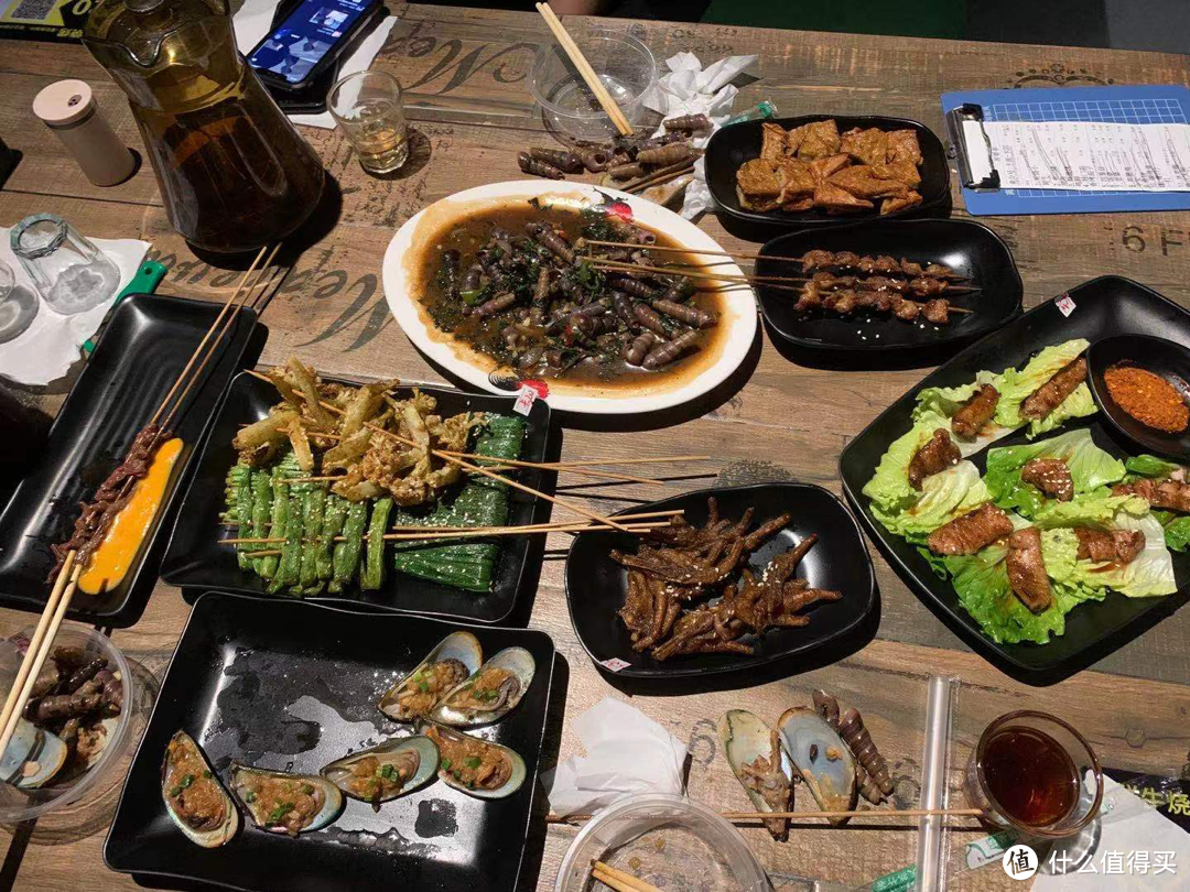 夏日必备的冷饮……虽然都说喝冷饮不好，但炎热的夏天真的忍不住