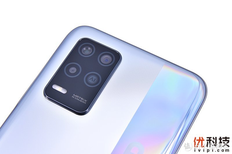 大电池长续航 realme 真我 Q3优科技评测