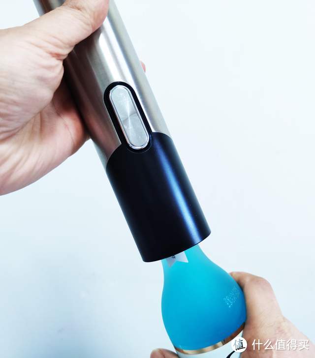小米有品上架智能开瓶器，二合一专利设计，解锁潮酷开瓶新姿势
