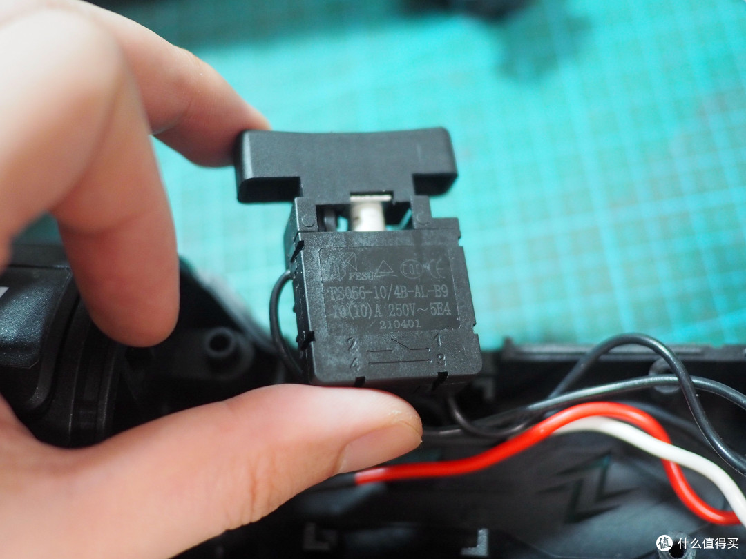 65的潭祖无刷锂电角磨机拆解