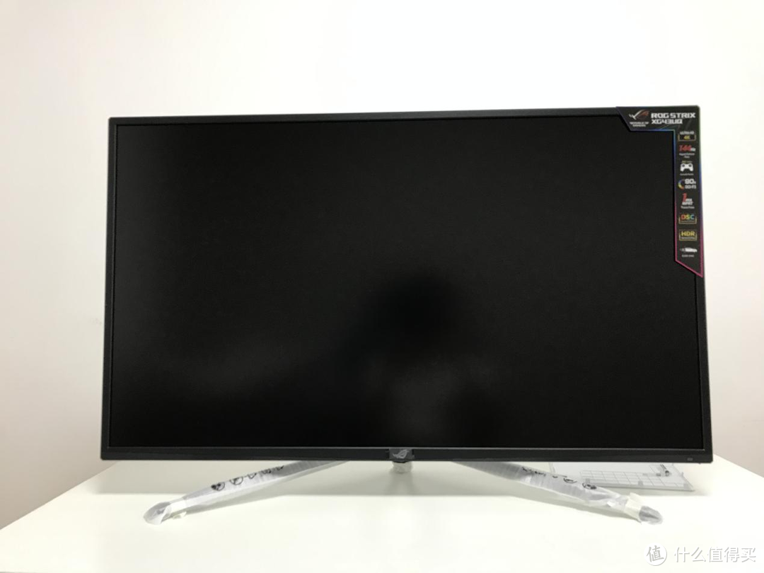 华硕 XG43UQ 4K 144Hz HDR1000 HDMI2.1 开箱体验！