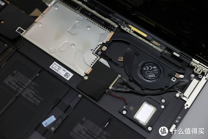 全球首拆最强 4000 系列锐龙 — Surface laptop 4评测