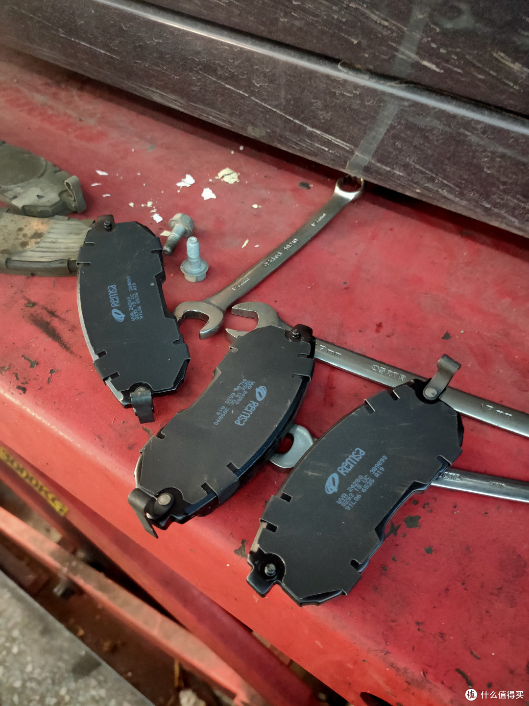 老天籁更换耐磨士刹车片图记&一些用车感受