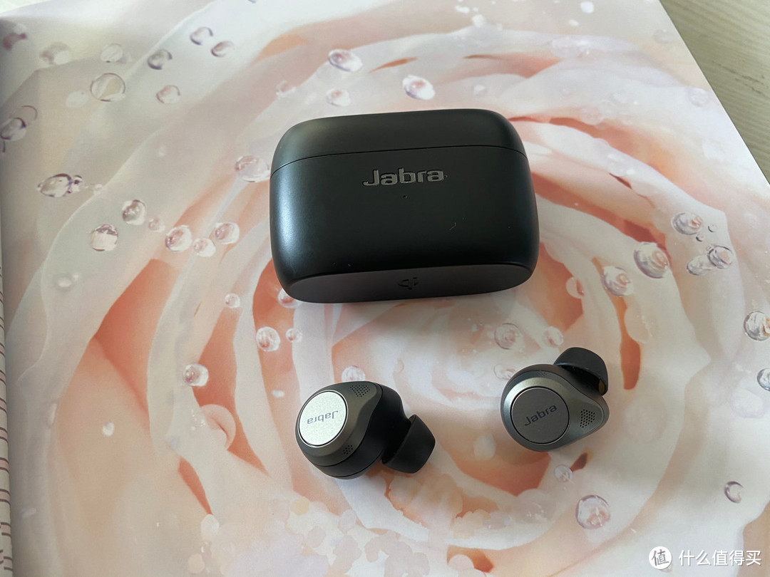 堆料满到溢出的降噪旗舰耳机——Jabra Elite 85t半月体验分享