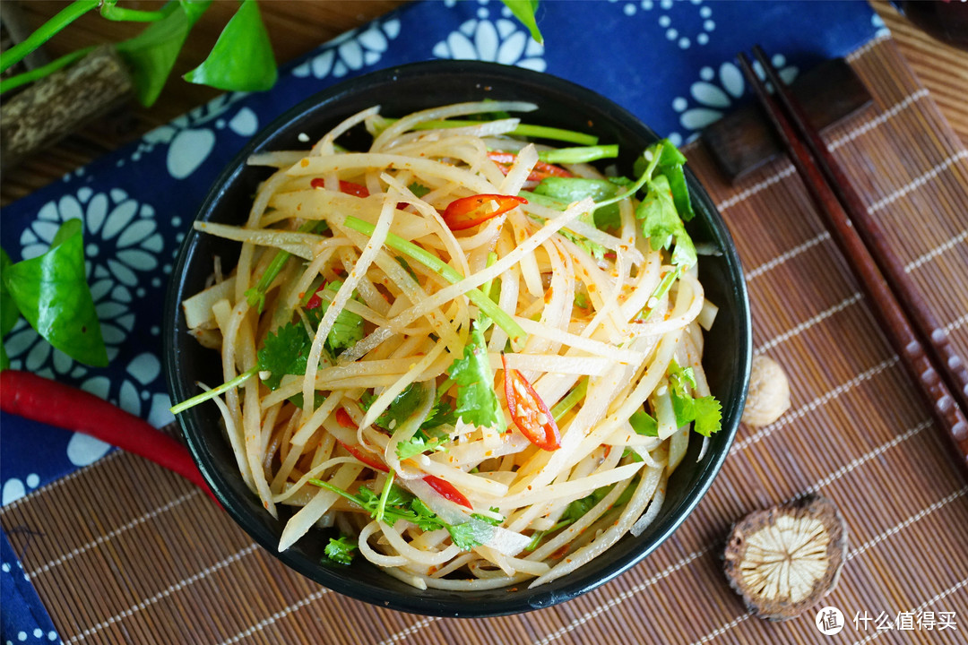 涼拌土豆絲的家常做法 涼拌土豆絲怎麼拌好吃_什麼值得買