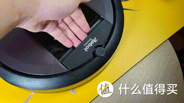 会自动倒垃圾的iRobot i7+ 家用扫地机器人，用起来真的爽