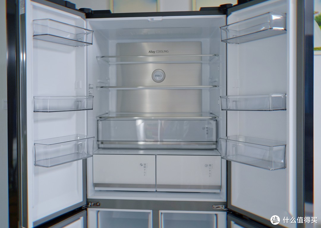 品质生活配上好冰箱，高颜值、纤薄造型、极致保鲜通通我都要—东芝雾语冰箱