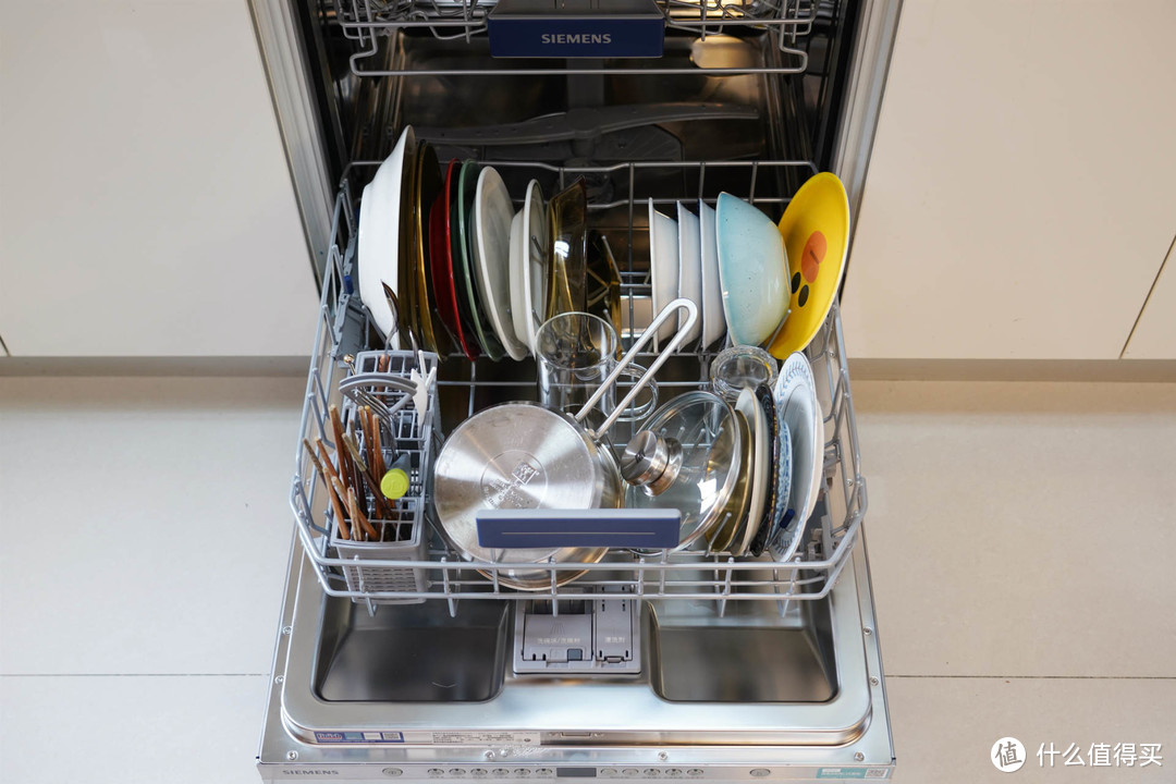 最新款西门子SJ436B09QC全嵌入式12套洗碗机安装效果、洗涤性能如何、本篇给你答案