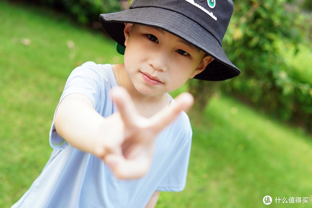 自带柠檬香，清凉舒爽，盛夏就给孩子穿这样的T恤