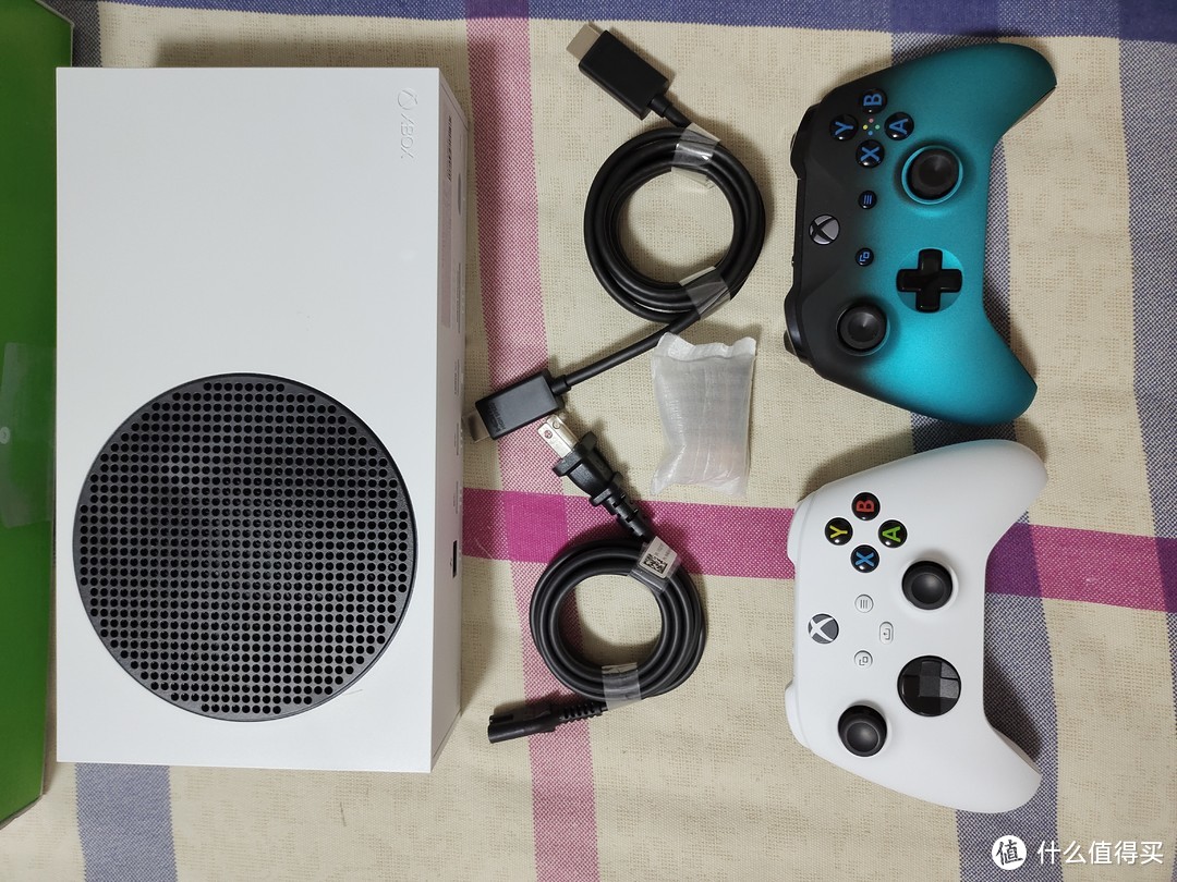 真香 Xbox Series S Xss开箱及简单体验分享 游戏机 什么值得买