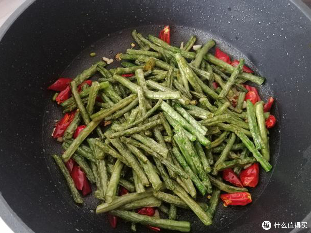 乾煸豆角的家常做法 乾煸豆角怎麼做_什麼值得買