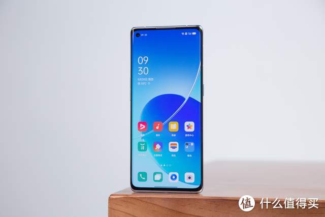 OPPO Reno6 Pro+评测：藏在精致外观下的影像、游戏利器