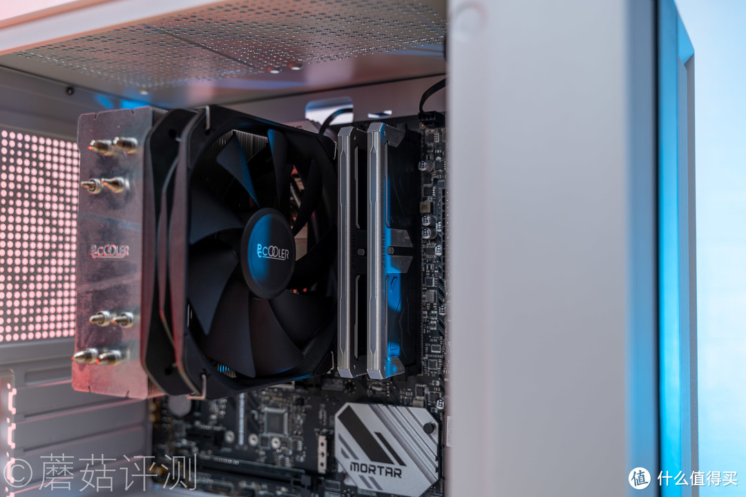 体积小巧，外观精致、超频三(PCCOOLER）光愈白机箱 评测