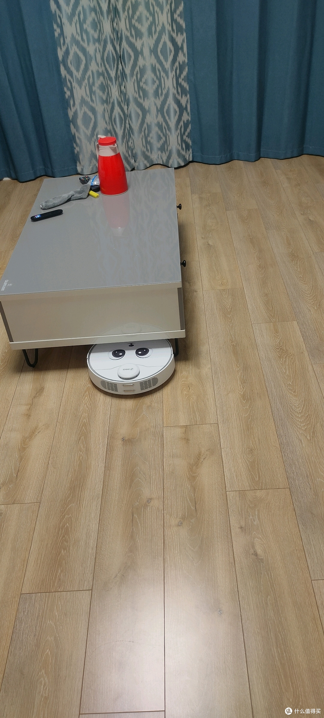 360扫地机器人x95能钻沙发底,大吸力扫的干净超好用!