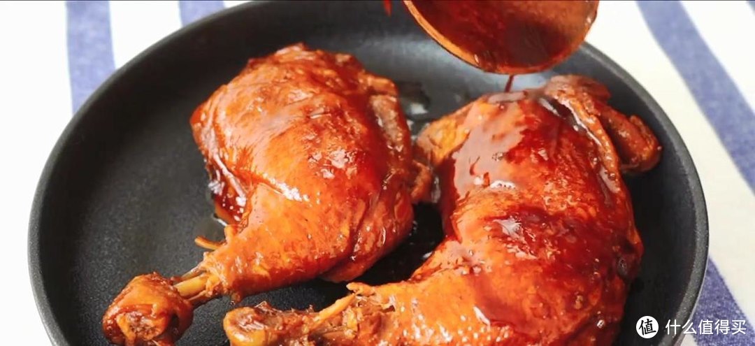 电饭煲红焖鸡腿，肉质软烂超入味