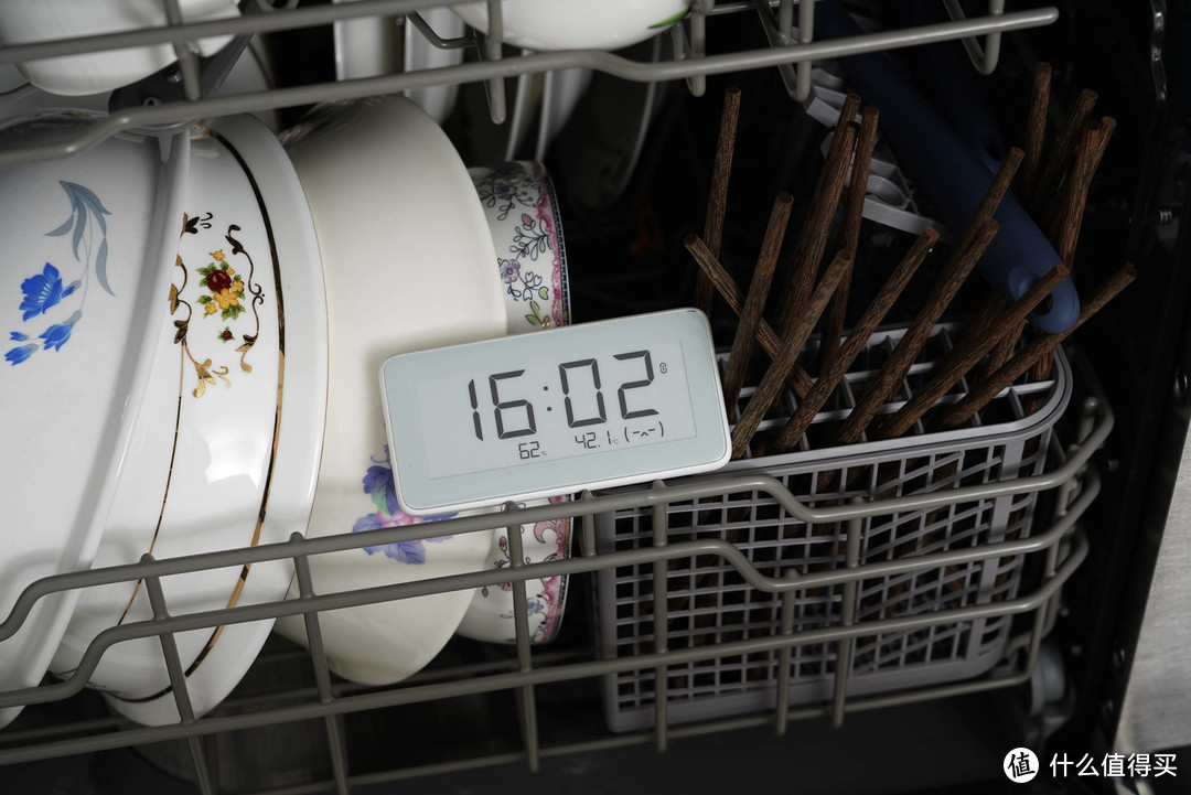 小身材有大肚量，替换消毒柜迫在眉睫----方太11套嵌入式洗碗机NJ01评测