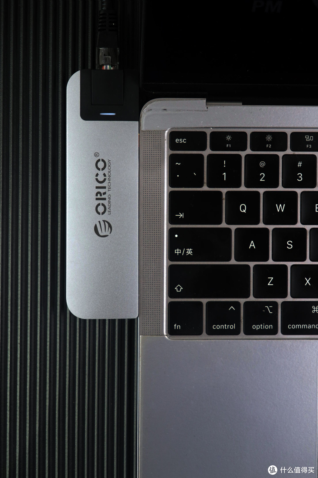 专属设计 贴心使用——Orico/奥睿科MacBook多功能扩展坞体验