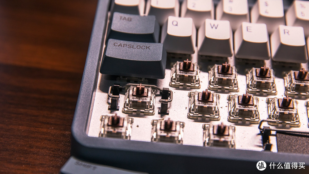 我的第一款机械键盘，铝厂的IQUNIX A80使用小结，颜值与实力并存哦