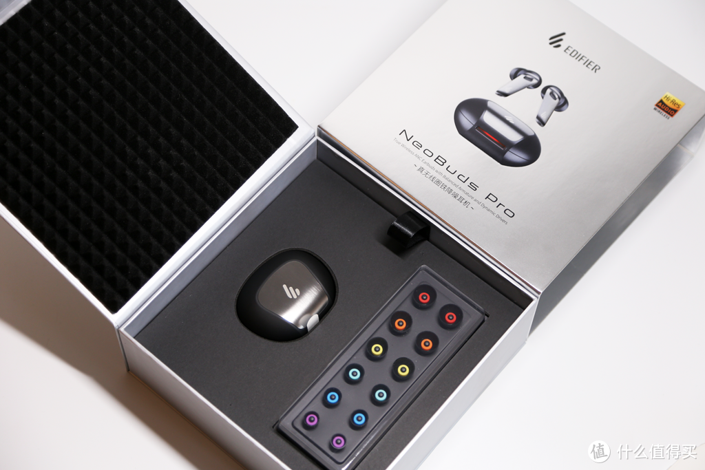NeoBuds Pro真无线圈铁降噪耳机上手体验：悦耳动听 青籁之音