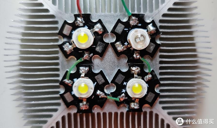 DIY之二：AMD锐龙原装散热器变身鱼缸LED灯