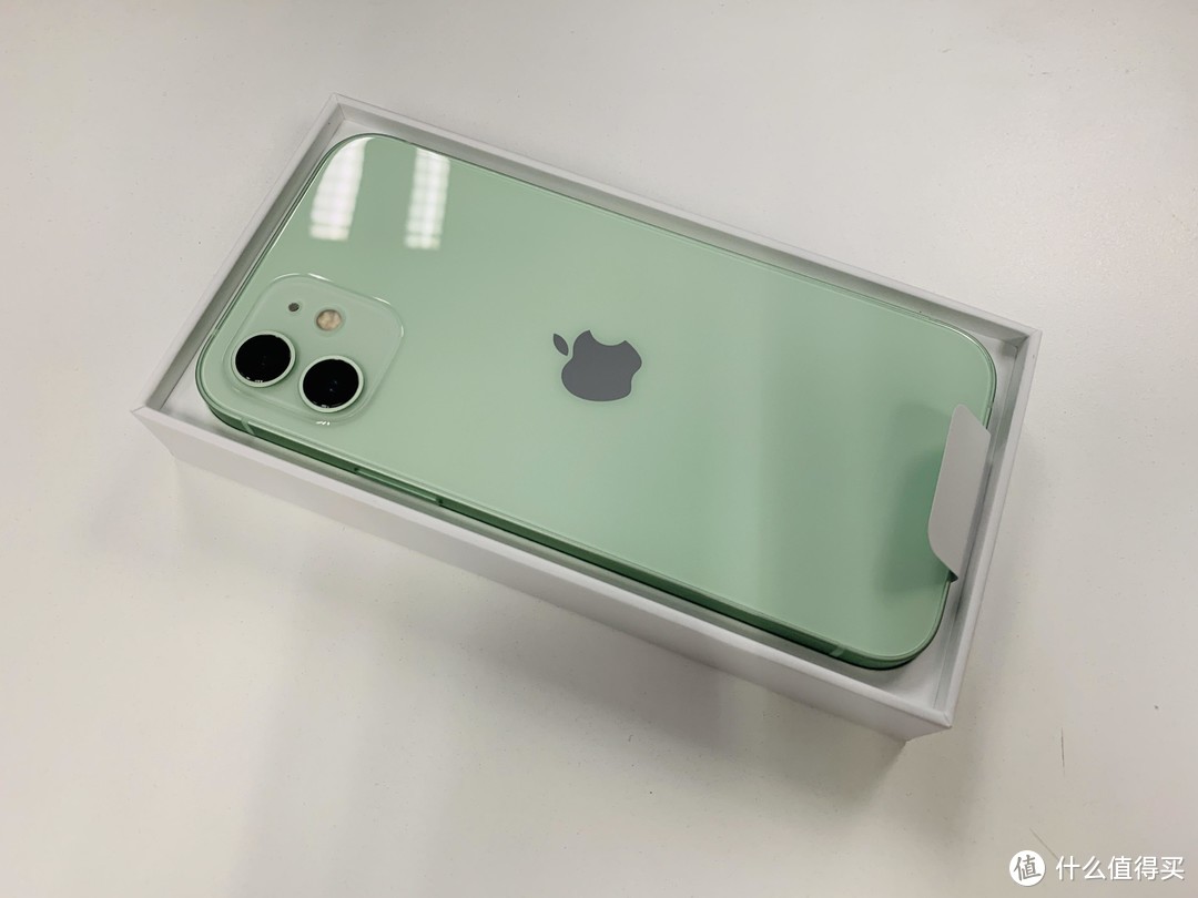 暖屏让我心发慌 - iPhone12 128G 5308元12期免息 热乎晒单