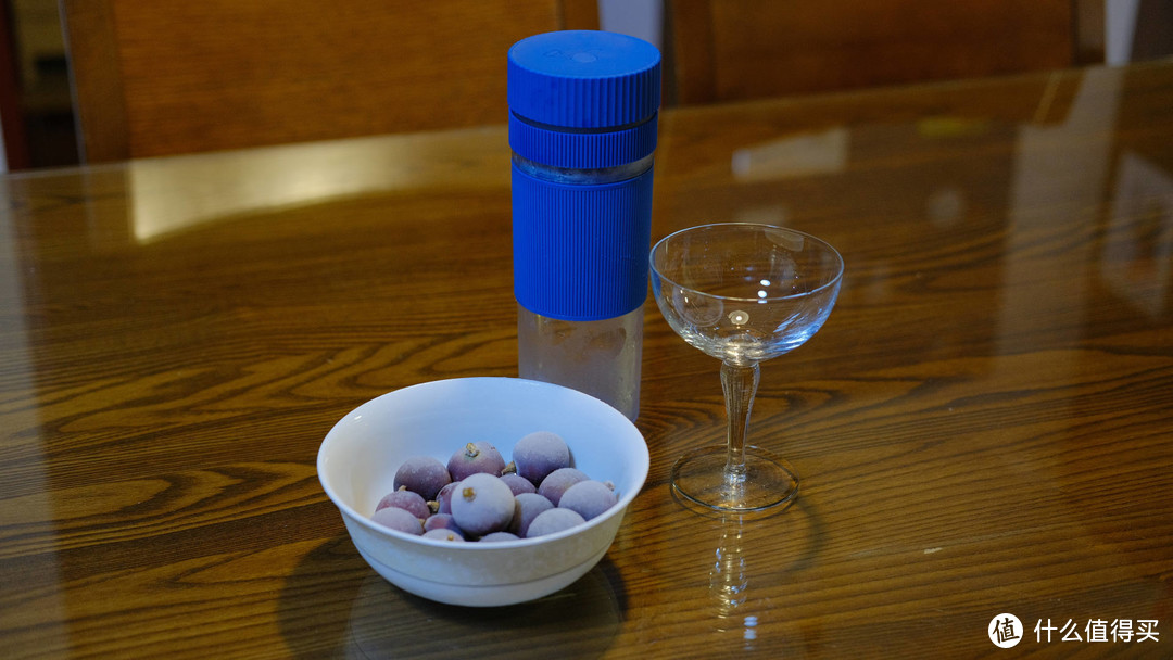 高颜值能碎冰的榨汁杯才是好随行杯~BleuJamais蓝陌榨汁便携小鲜杯体验分享