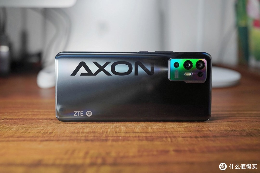 挑战索尼A7C和iPhone11，摄影老司机深度评测“中兴Axon 30 Pro”5G手机