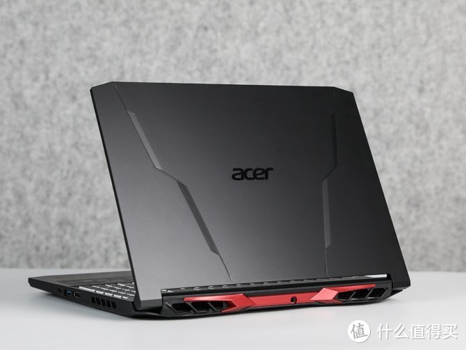 强悍锐龙芯 游戏体验出色 Acer暗影骑士·龙游戏本体验评测