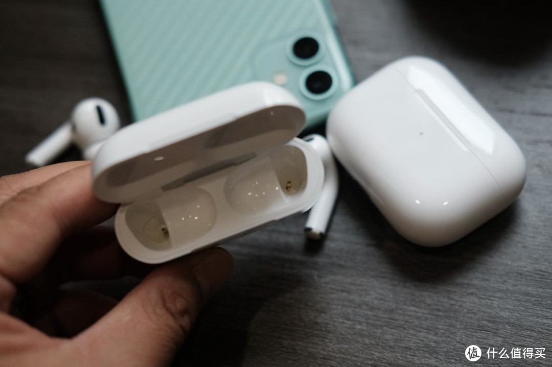 李逵李鬼傻傻分不清？一文带你了解 AirPods Pro 和华强北 1562A 的区别