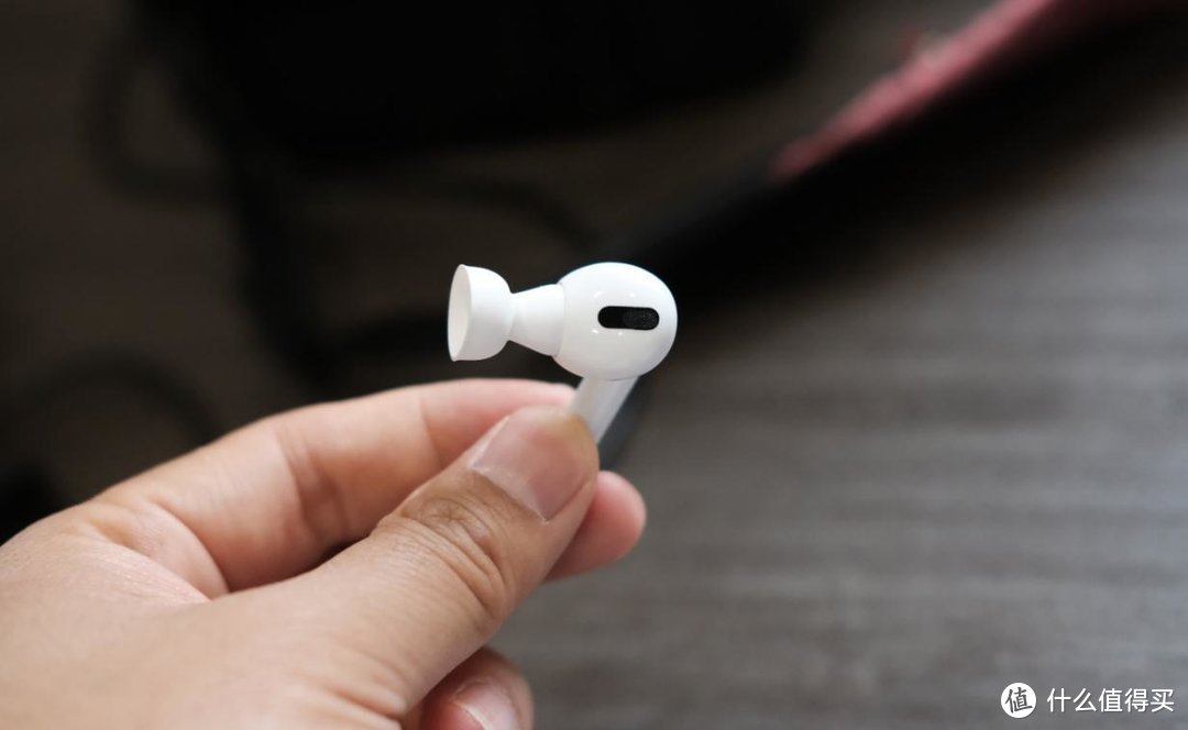 李逵李鬼傻傻分不清？一文带你了解 AirPods Pro 和华强北 1562A 的区别