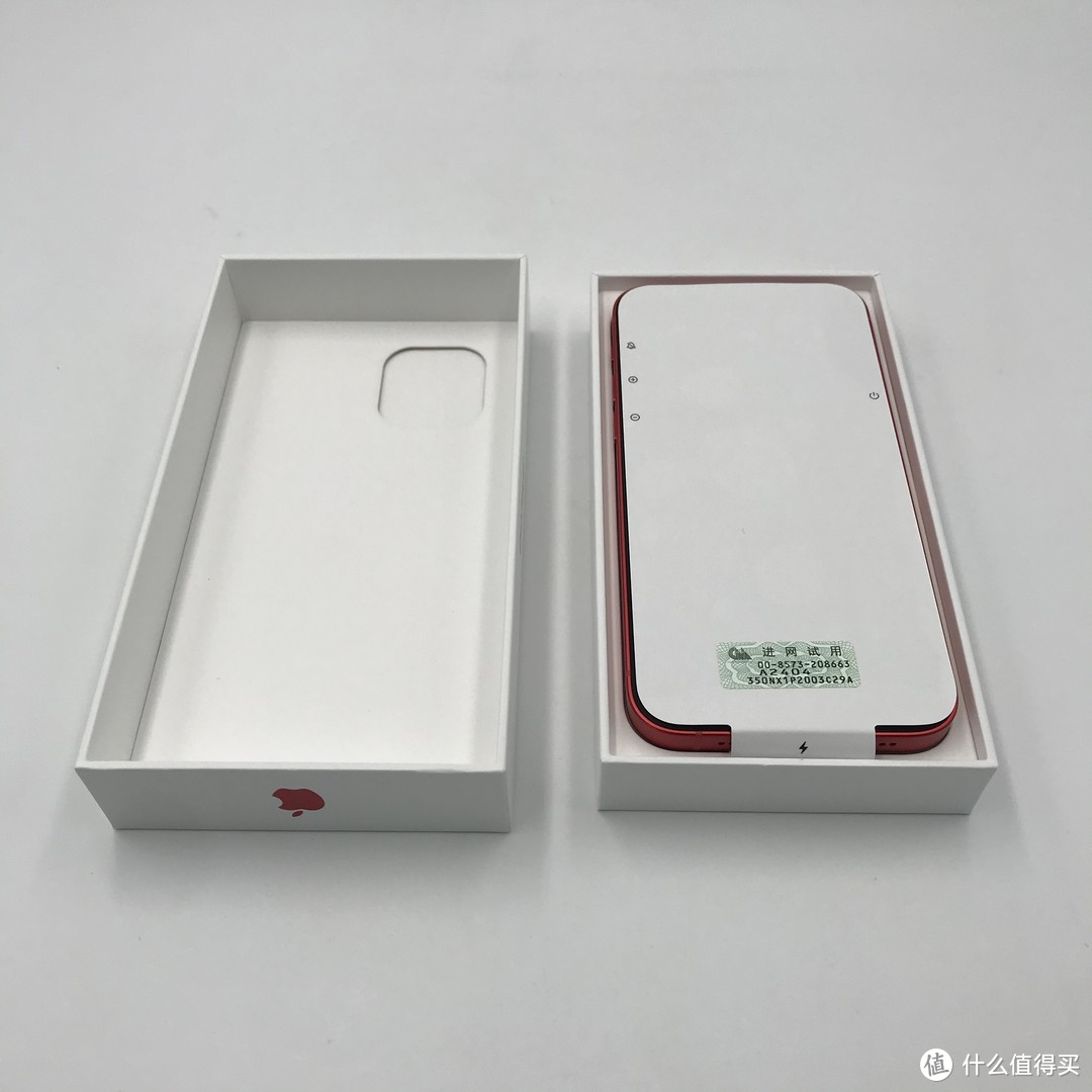 本命年喜提红苹果iPhone12 256g 分享开个箱