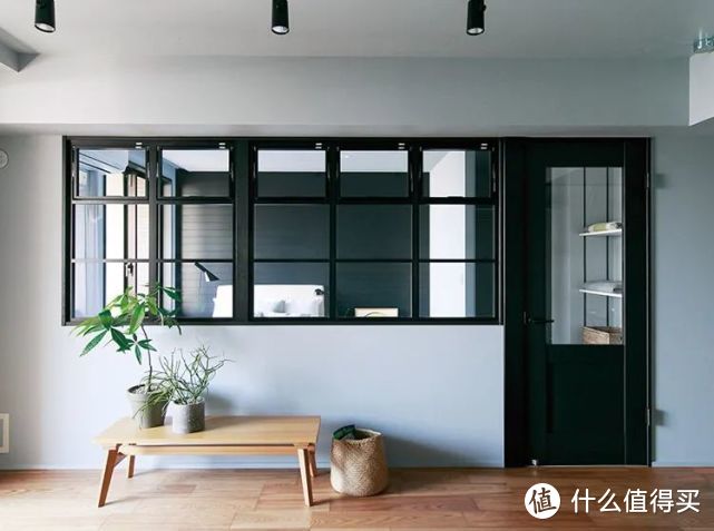 火爆日本的“室内窗”，一步解决采光问题，空间瞬间大2倍！