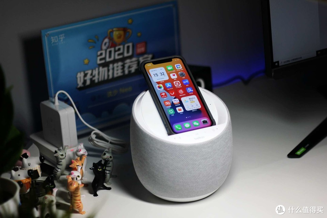桌面好物推荐：Hi-Fi 智能音箱 + 无线充电器 - 贝尔金SOUNDFORM ELITE