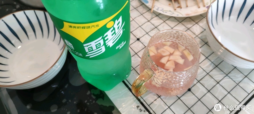 “原汤化原食”，说说夏天自己做的桃味冰粉